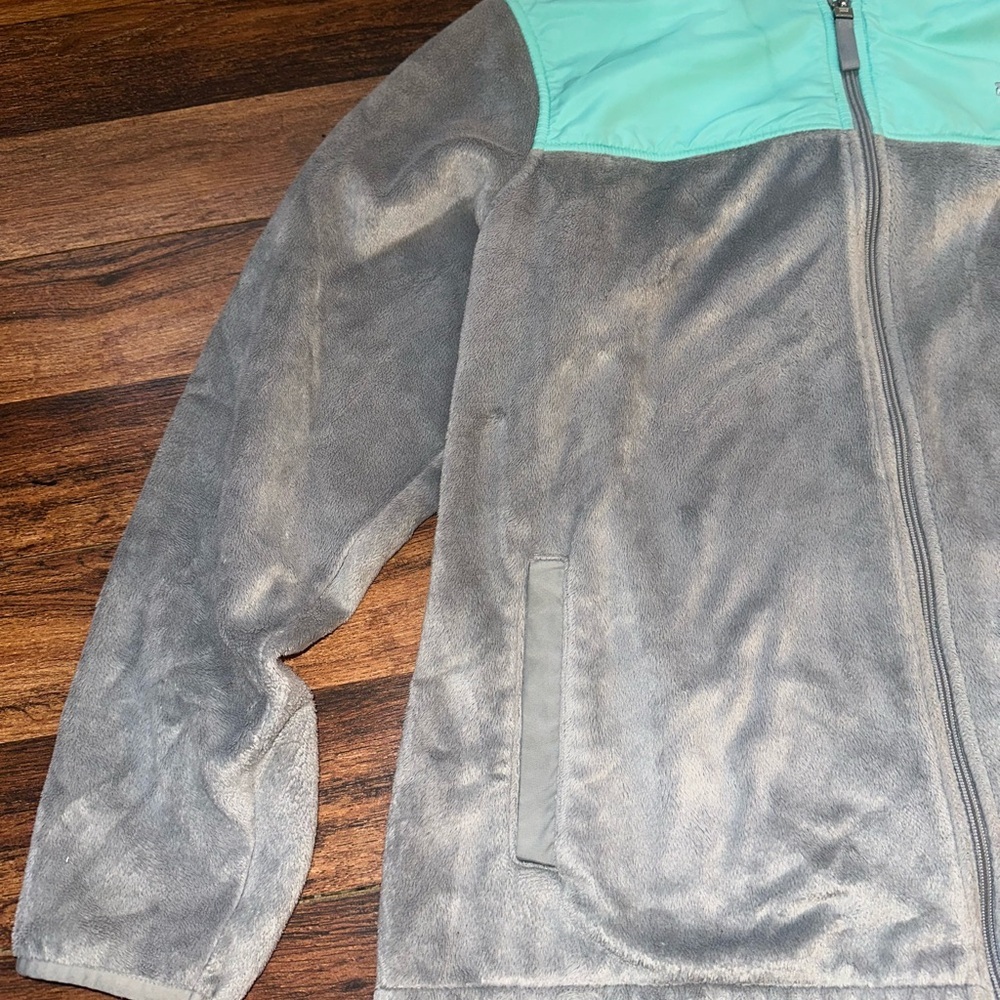 Fila Women's Sweater - Mint and Gray - Picture 7 of 8